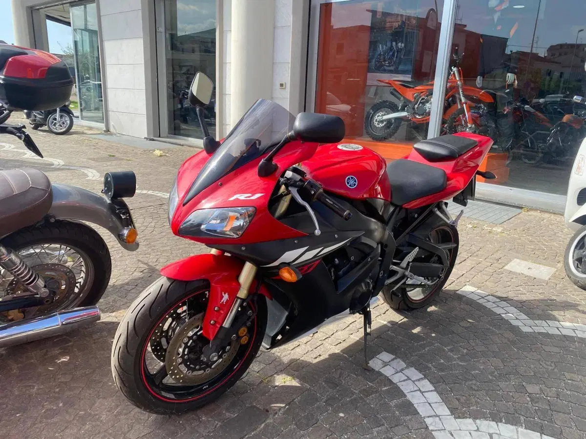 Yamaha YZF R1 (2002 - 03) (3)