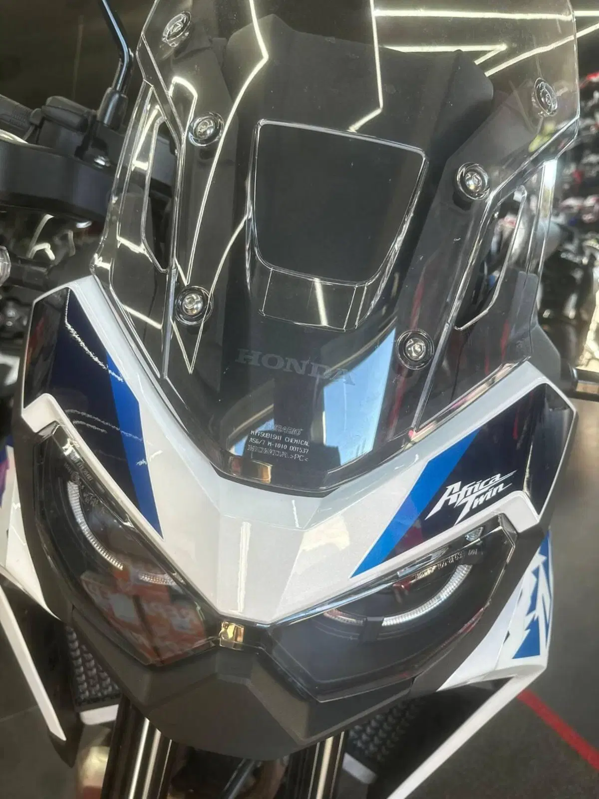 Honda Africa Twin CRF 1100L ES DCT (2024 - 26) (14)