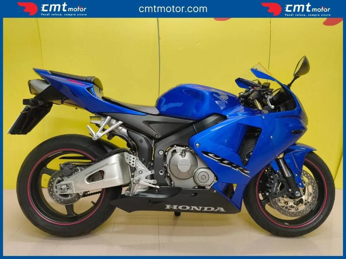 Honda CBR 600 RR (2005 - 06)