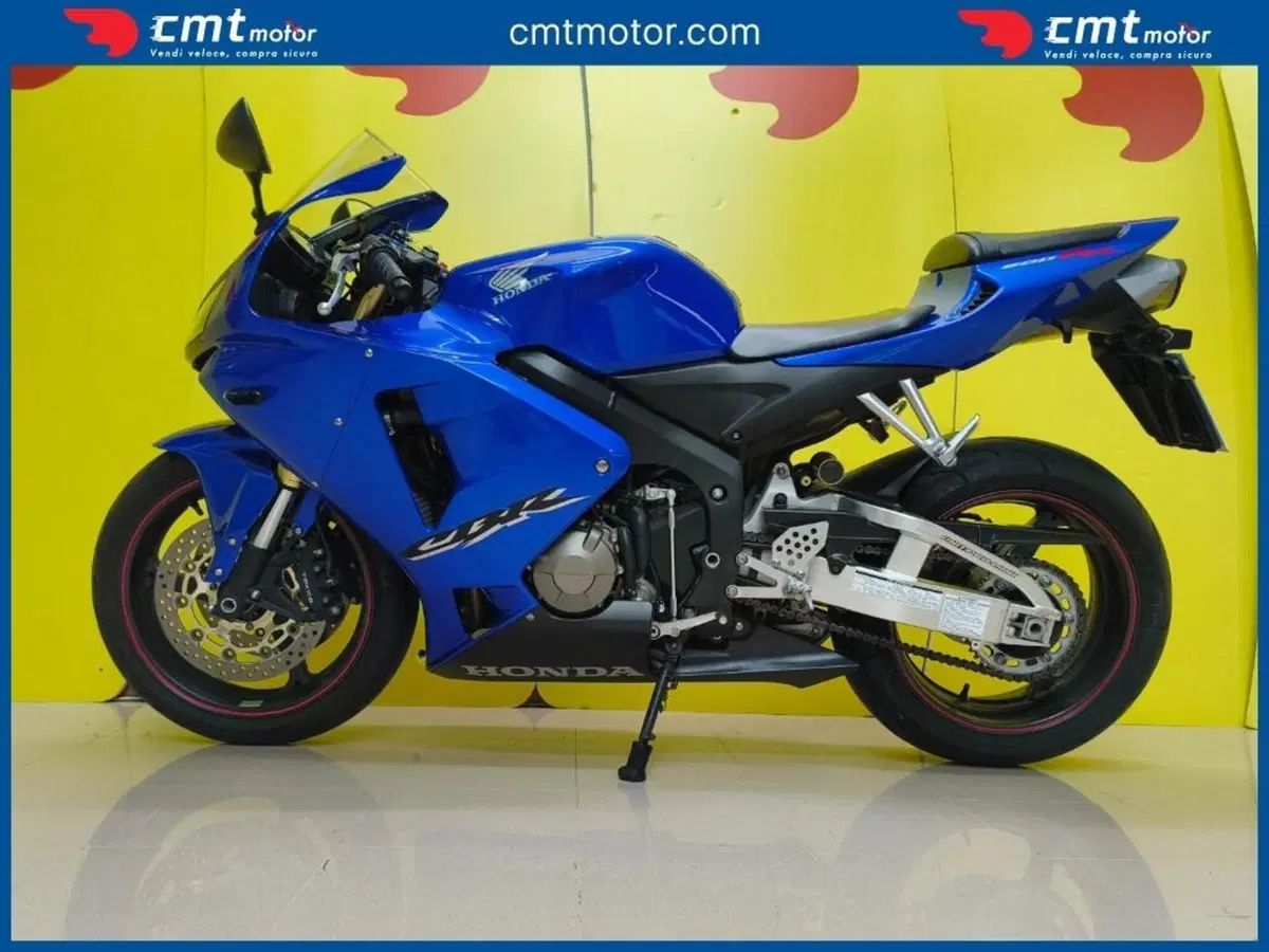 Honda CBR 600 RR (2005 - 06) (3)