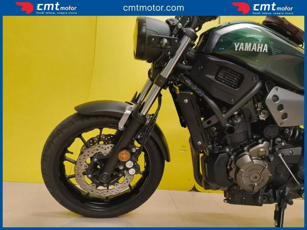 Yamaha XSR 700 ABS (2016 - 20) (14)