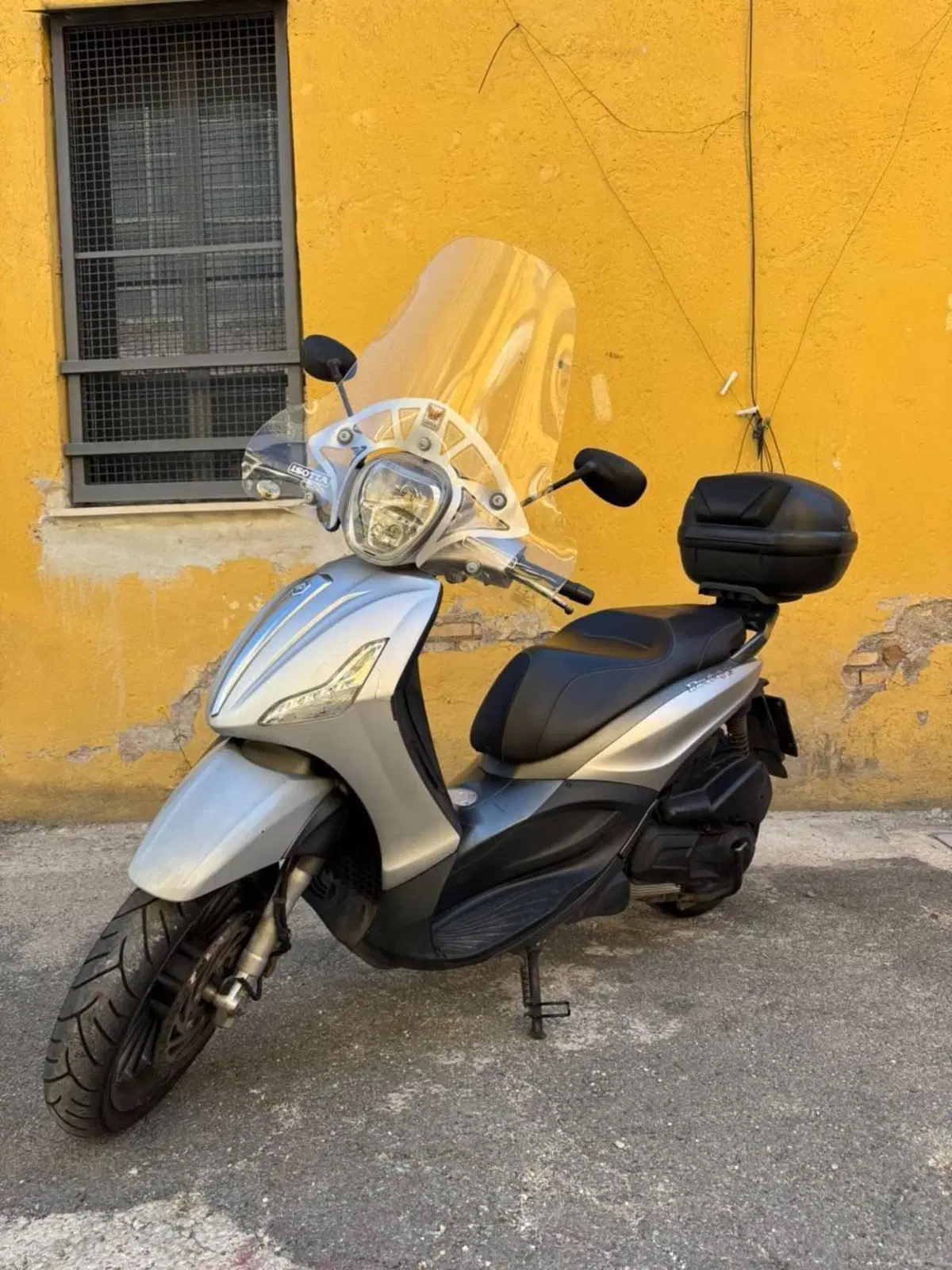 Piaggio Beverly 300 S i.e. ABS-ASR (2016 - 20) (4)
