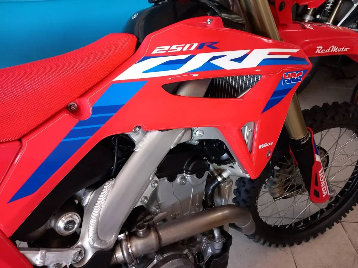 Honda CRF 250RX Enduro (2023) (15)