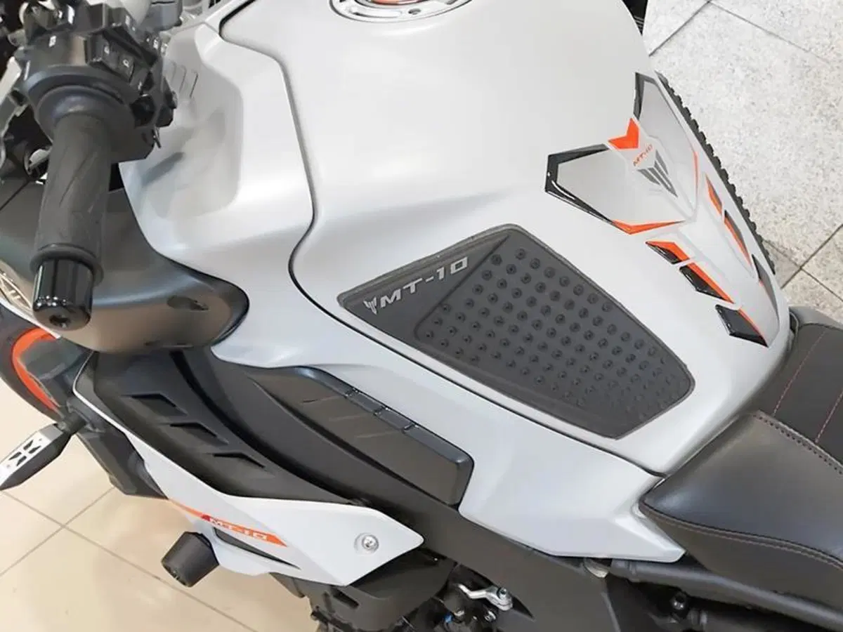 Yamaha MT-10 (2017 - 20) (5)