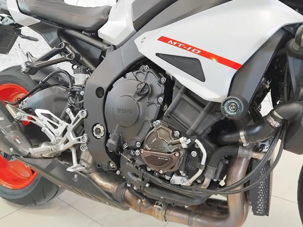 Yamaha MT-10 (2017 - 20) (8)