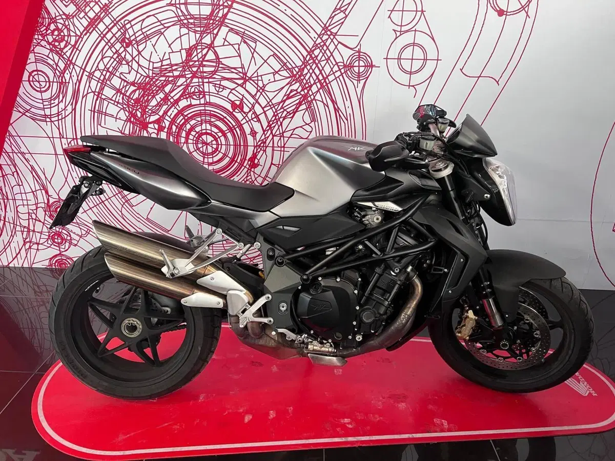 MV Agusta Brutale 920 (2011 - 12)