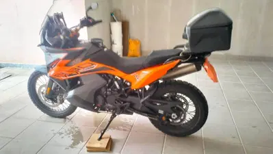 KTM 890 Adventure (2022) usata