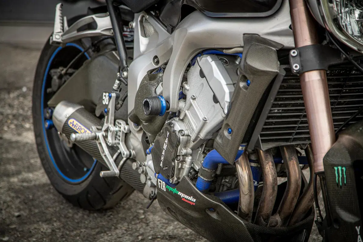 Yamaha FZ6 (2004 - 07) (15)