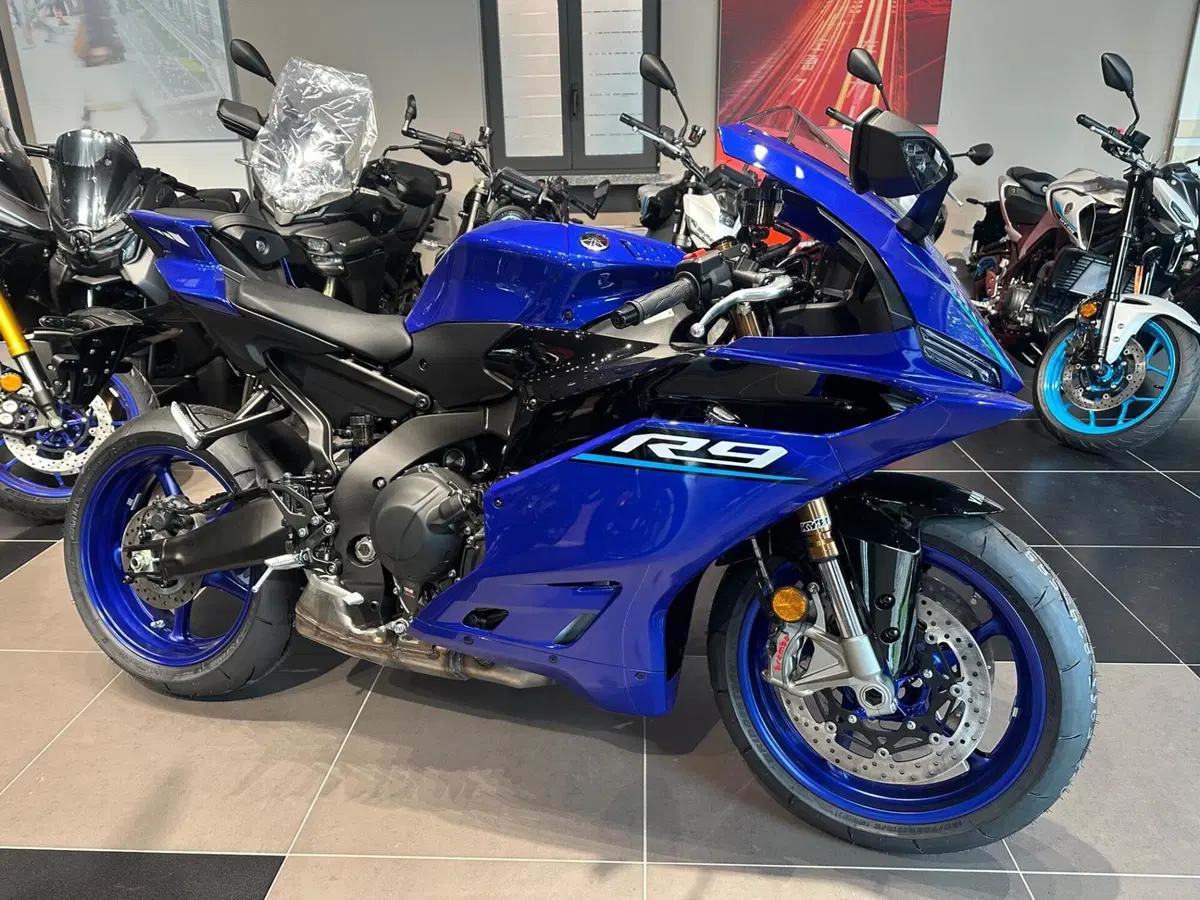 Yamaha YZF R9 (2025 - 26)
