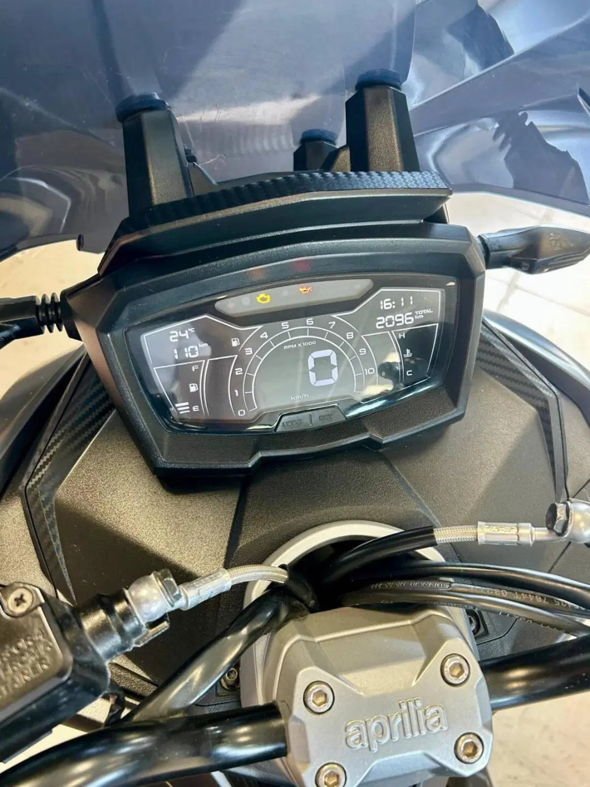 Aprilia SR GT 125 (2022 - 24) (2)