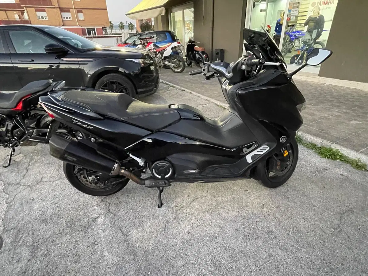 Yamaha T-Max 530 SX Sport Edition (2018 - 19) (3)