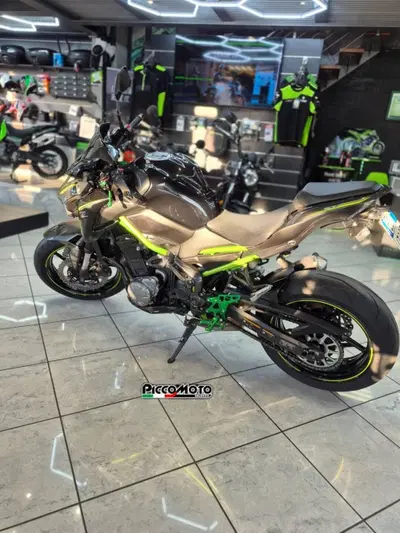 Kawasaki Z 900 (2017 - 18) usata