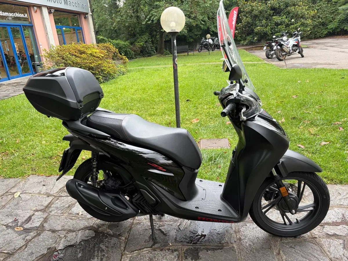 Honda SH 125i (2024 - 25) (5)