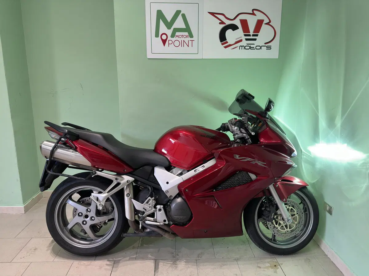 Honda VFR 800 (2006 - 13)