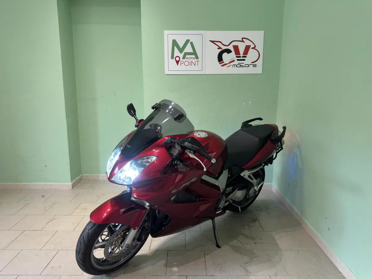 Honda VFR 800 (2006 - 13) (5)