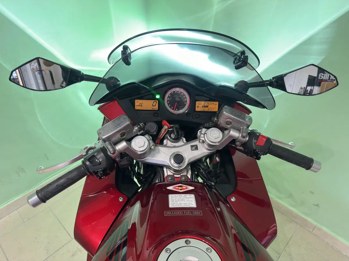 Honda VFR 800 (2006 - 13) (11)