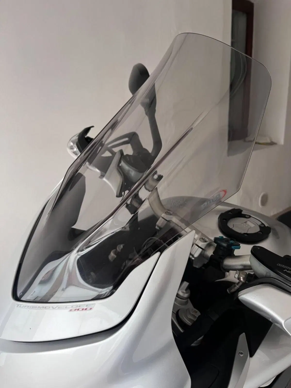 MV Agusta Turismo Veloce 800 (2014 - 16) (4)