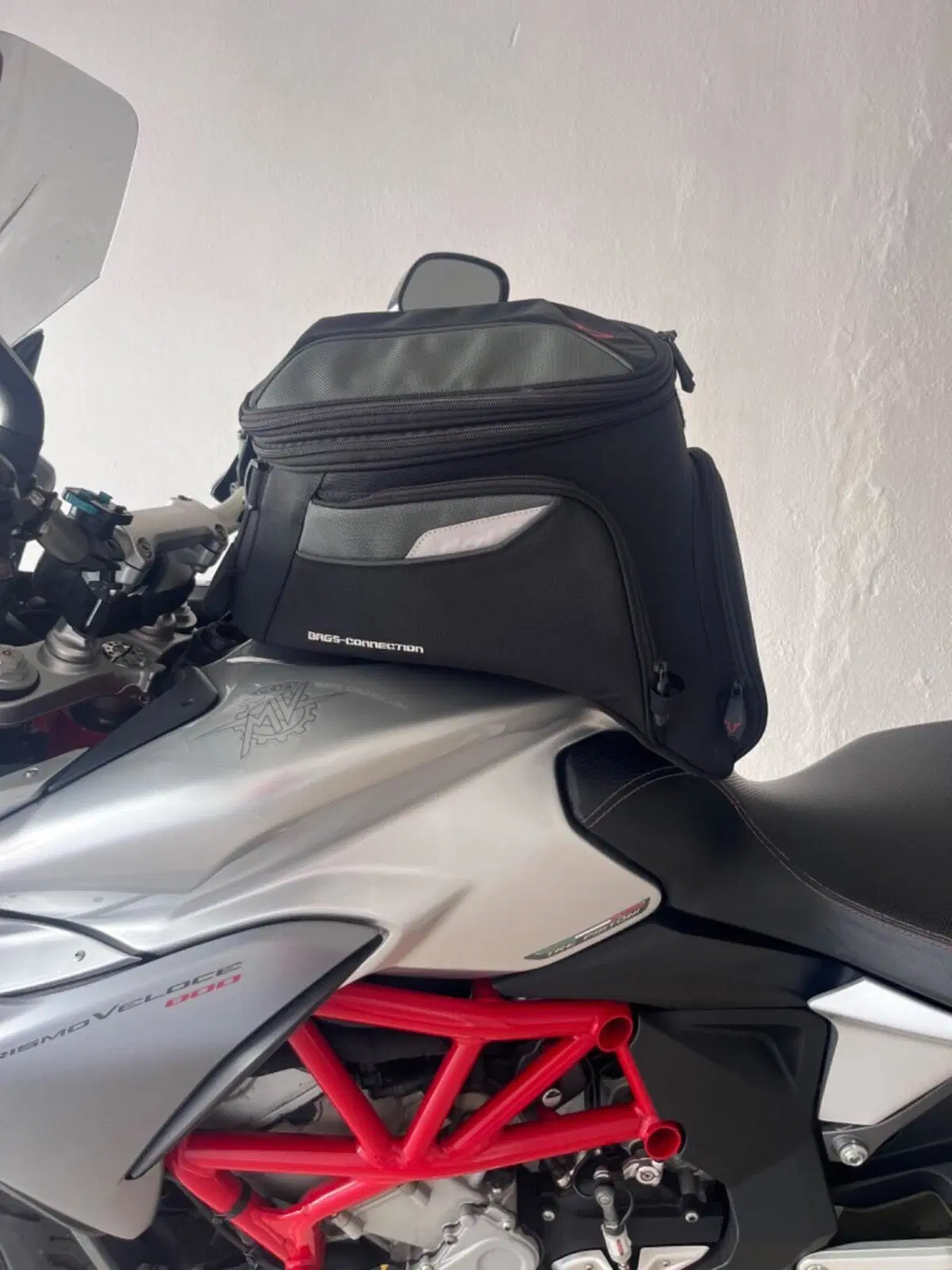 MV Agusta Turismo Veloce 800 (2014 - 16) (10)