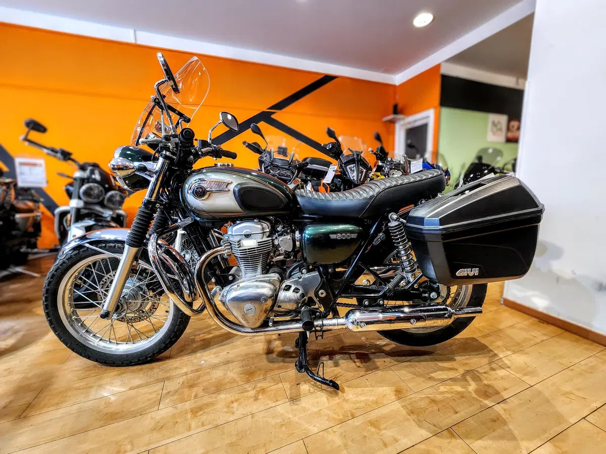 Kawasaki W 800 (2010 - 17)