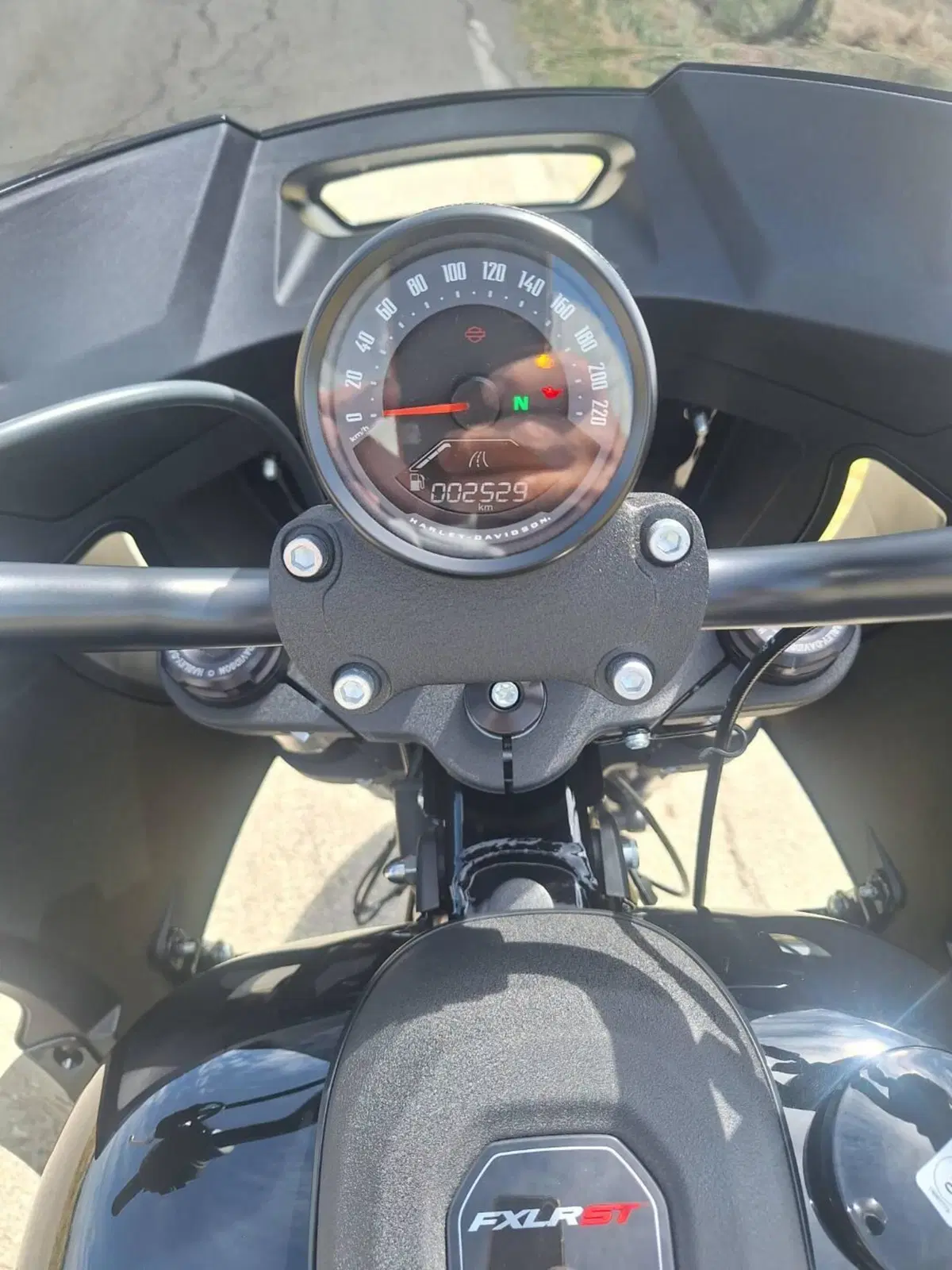 Harley-Davidson Low Rider ST (2025 - 26) (3)