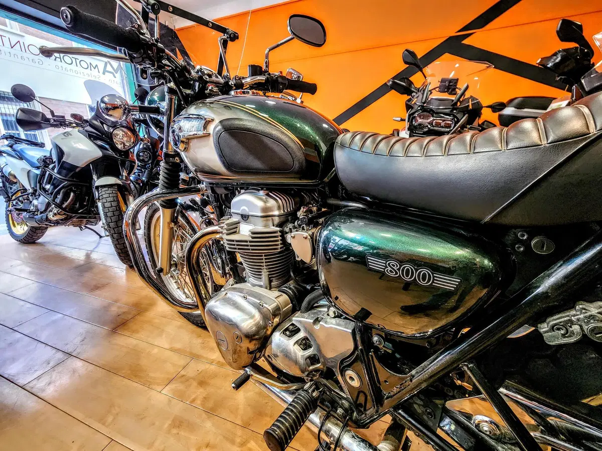Kawasaki W 800 (2010 - 17) (10)