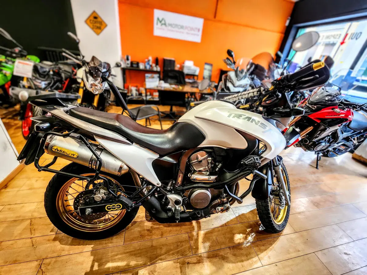 Honda Transalp XL 700 V (2007 - 2013) (2)