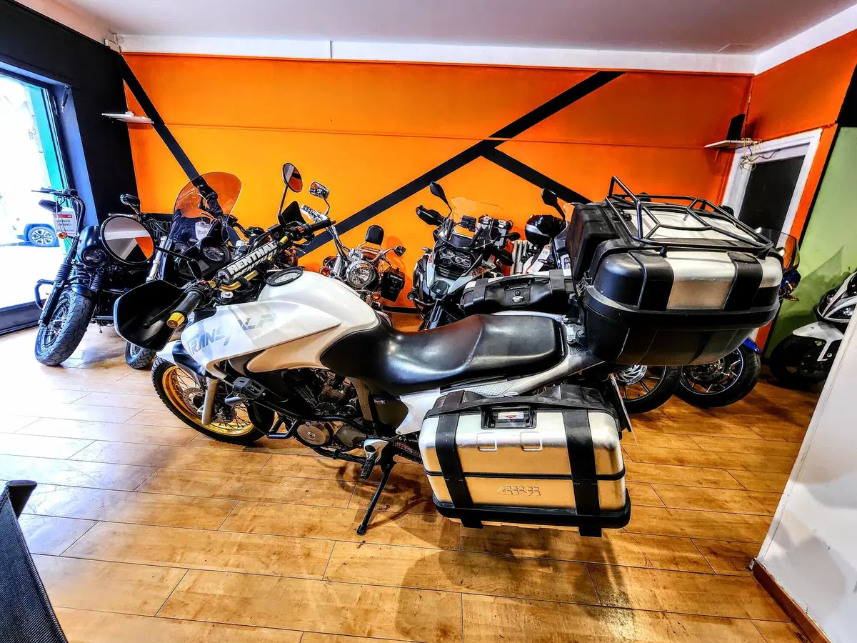Honda Transalp XL 700 V (2007 - 2013) (16)