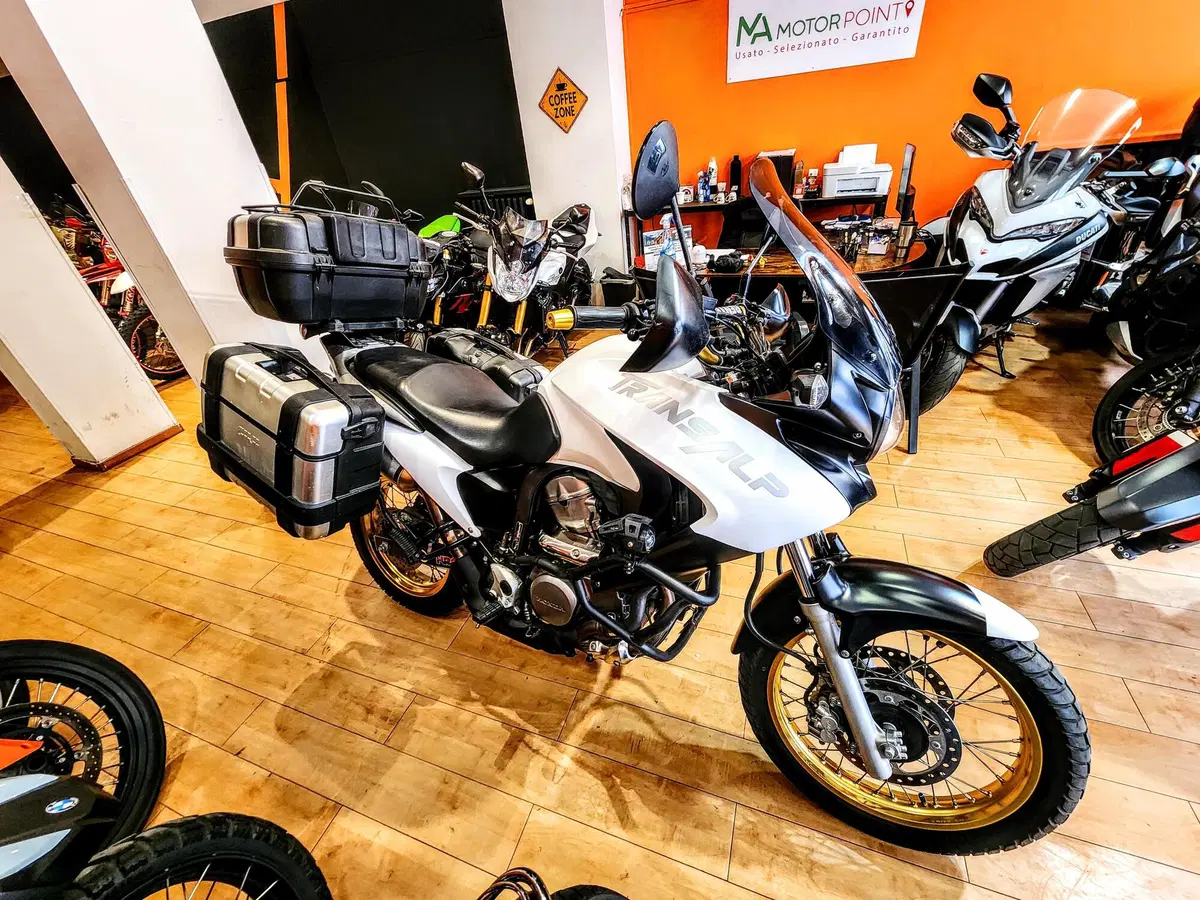 Honda Transalp XL 700 V (2007 - 2013) (18)