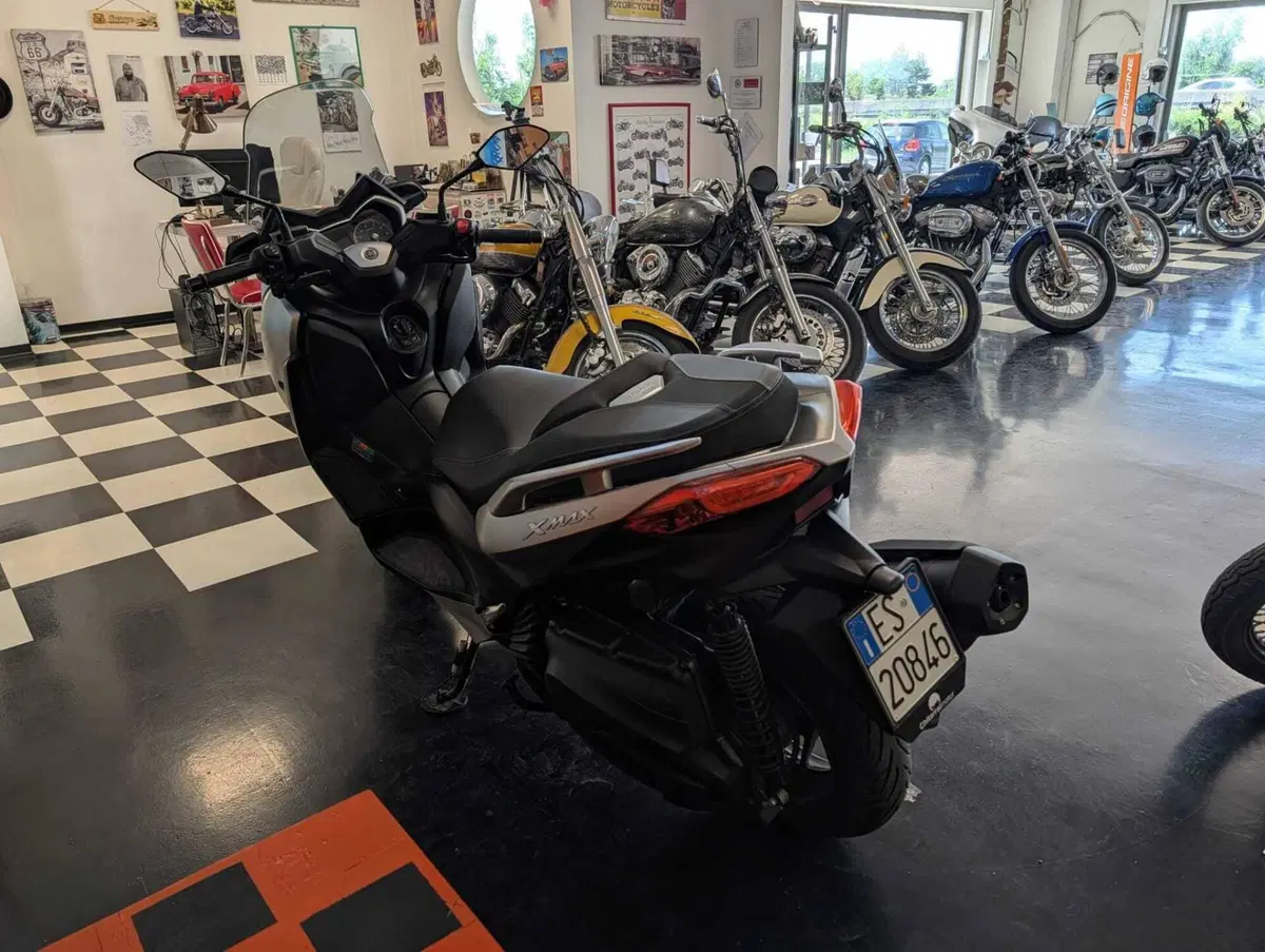 Yamaha X-Max 400 ABS (2017 - 20) (3)