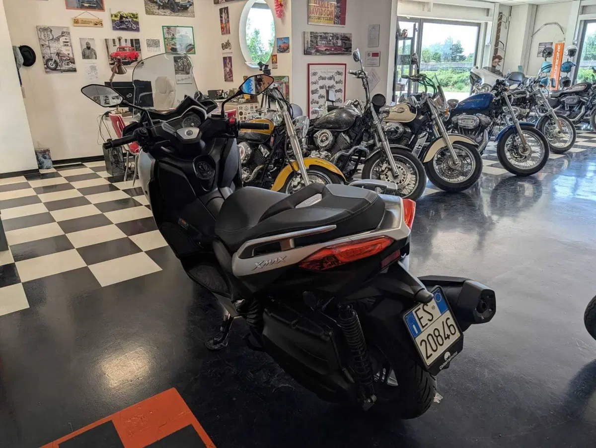 Yamaha X-Max 400 ABS (2017 - 20) (5)