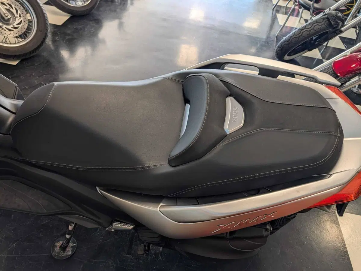 Yamaha X-Max 400 ABS (2017 - 20) (7)
