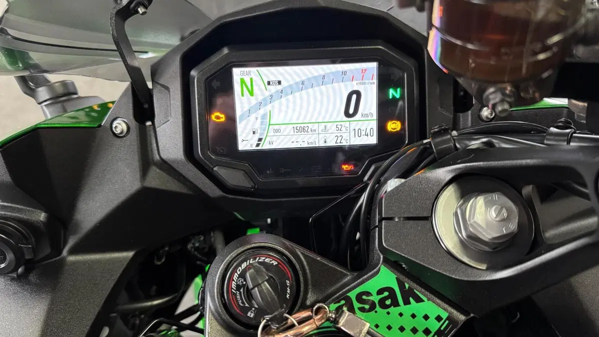 Kawasaki Ninja 1000 SX Tourer (2021 - 24) (7)