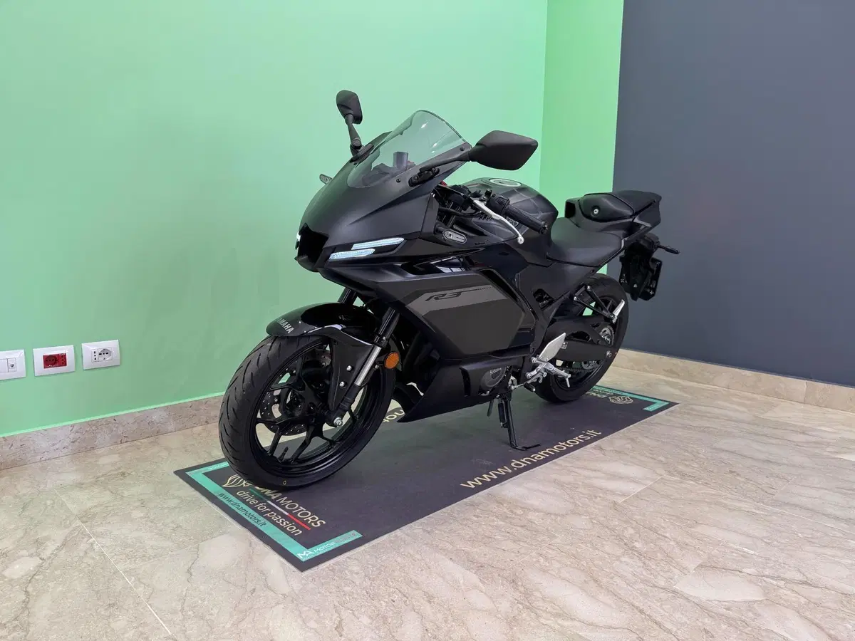 Yamaha YZF R3 (2025 - 26)