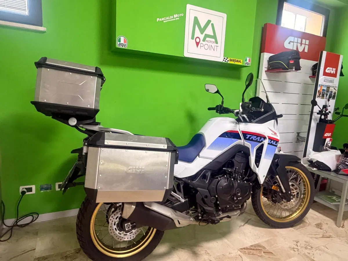 Honda Transalp XL750 (2025) (3)