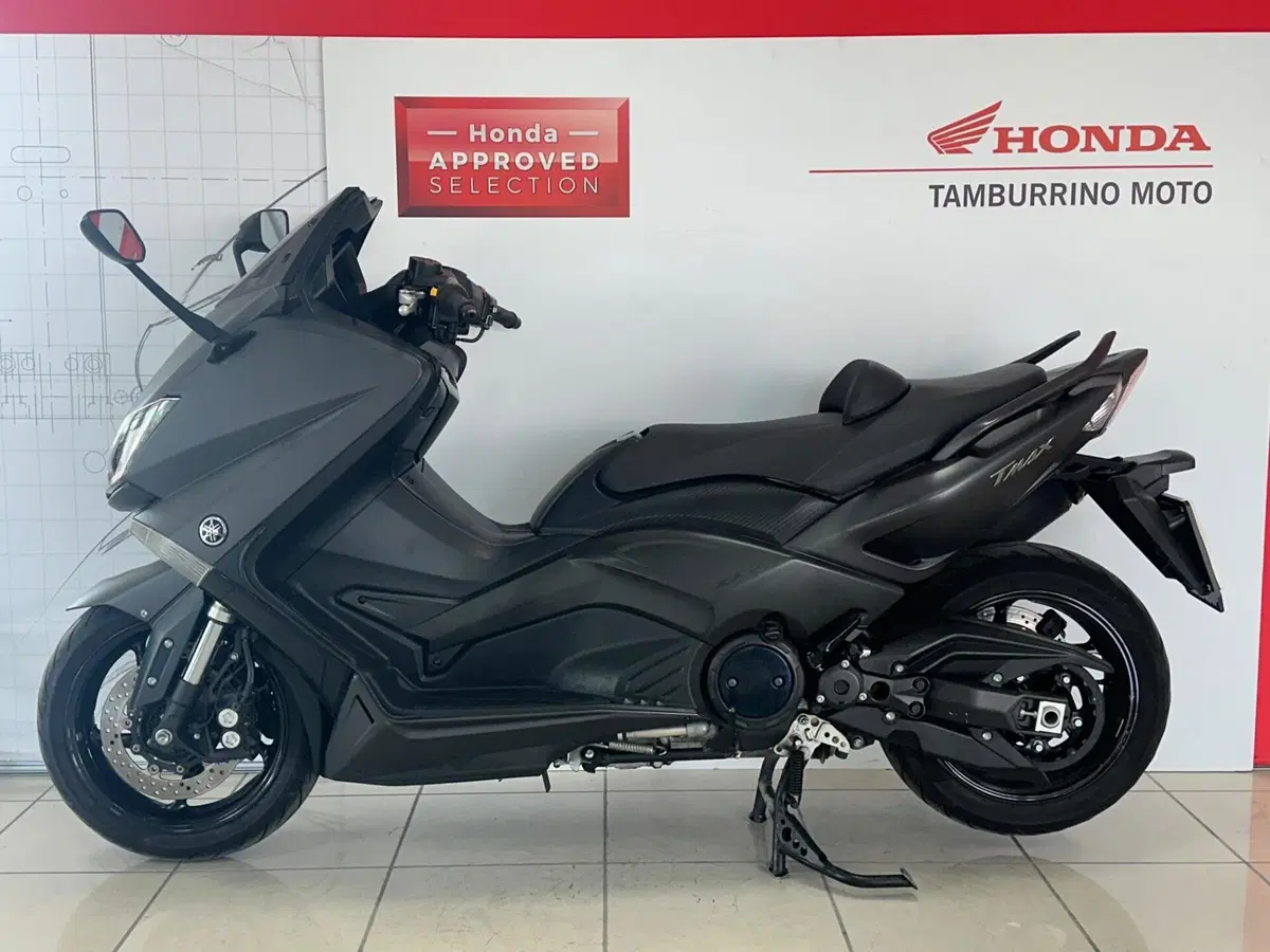 Yamaha T-Max 530 (2015 - 16) (2)