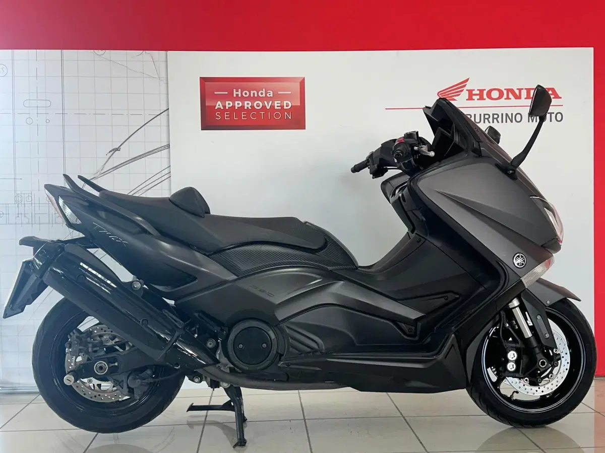 Yamaha T-Max 530 (2015 - 16) (3)