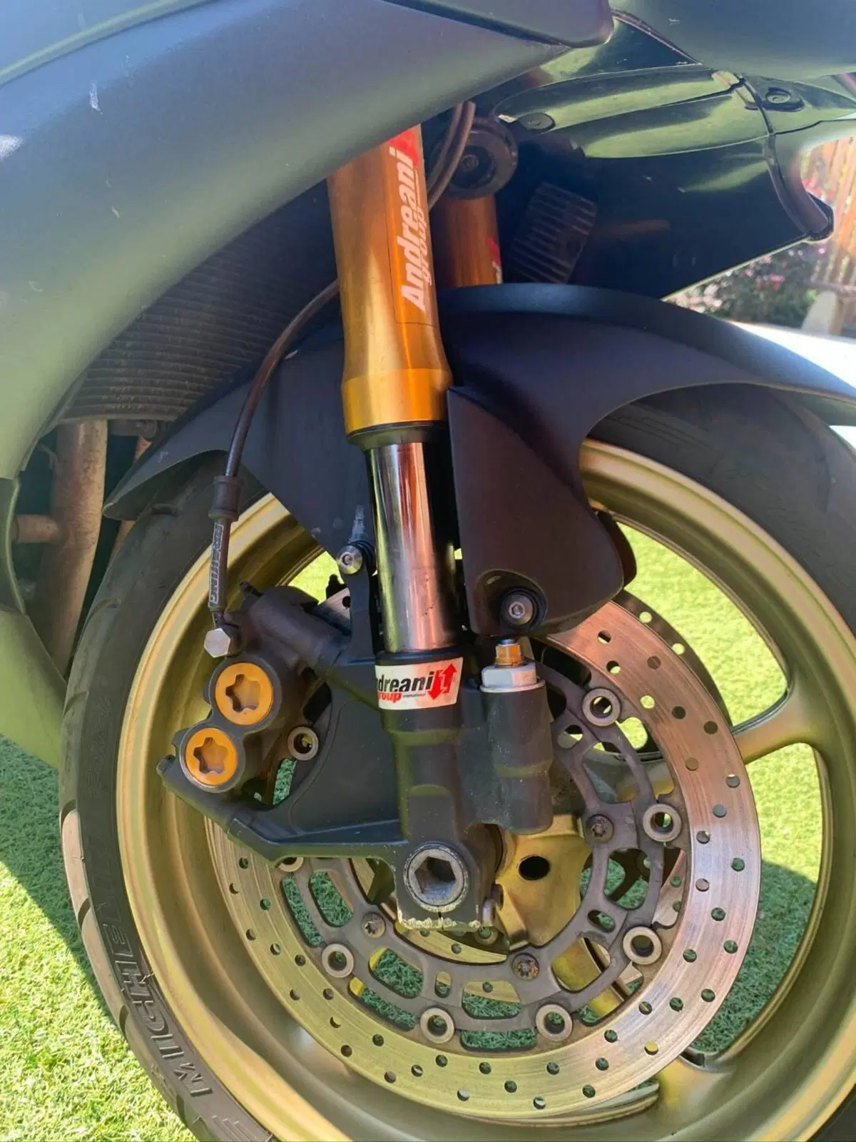 Yamaha YZF R6 (2010 - 16) (2)
