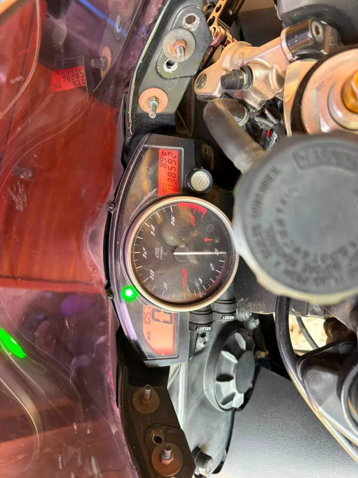 Yamaha YZF R6 (2010 - 16) (3)