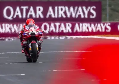 MotoGP 2026. GP di Ungheria a Balaton. Marc Márquez, la pole è sua! Poi Pedro Acosta e Fermin Aldeguer [CLASSIFICA]