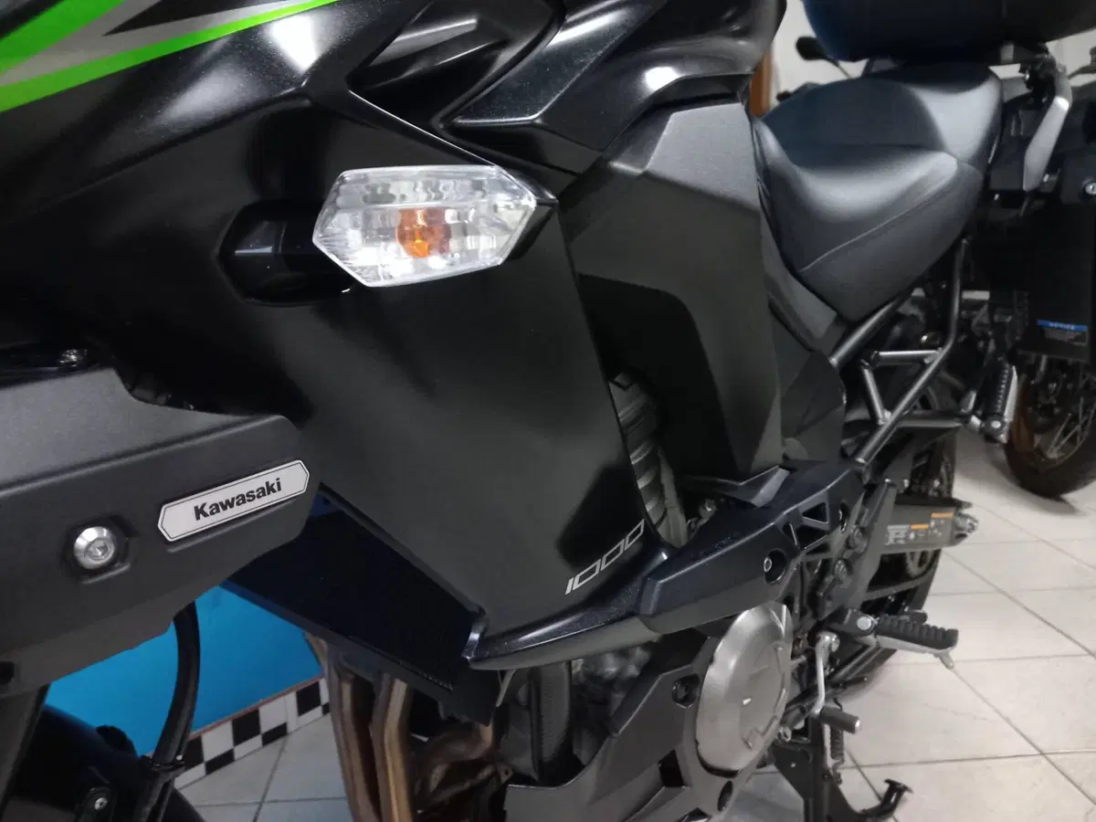 Kawasaki Versys 1000 (2017 - 18) (11)