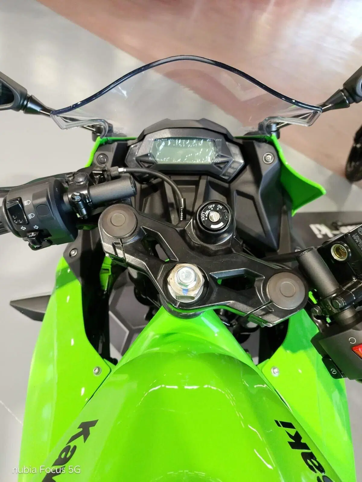 Kawasaki Ninja 125 (2025 - 26) (3)
