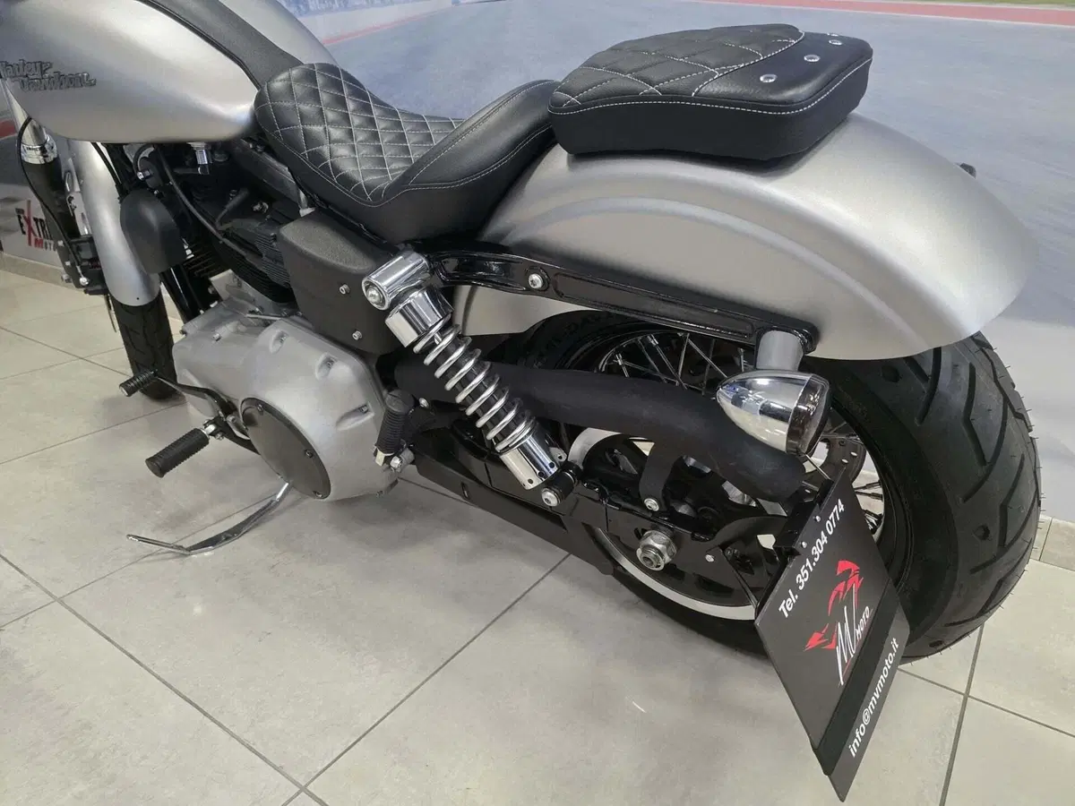 Harley-Davidson 1584 Street Bob (2008 - 15) - FXDB (8)