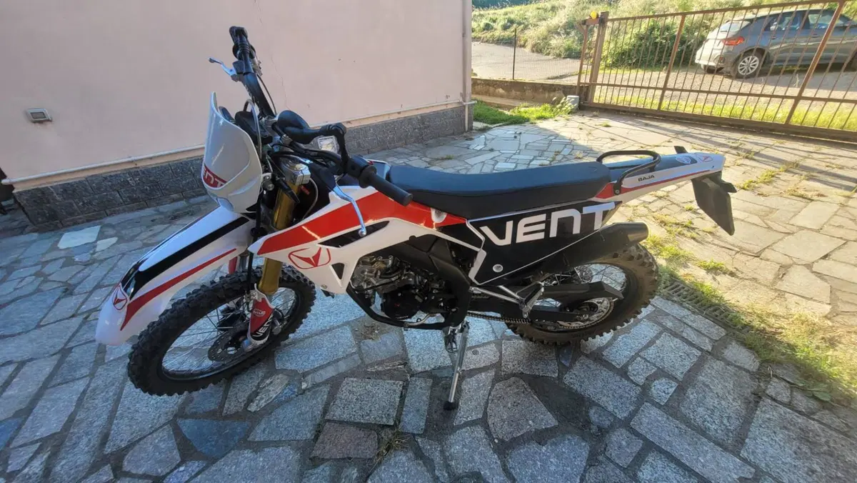 Vent Baja 125 4T (2022 - 25) (3)