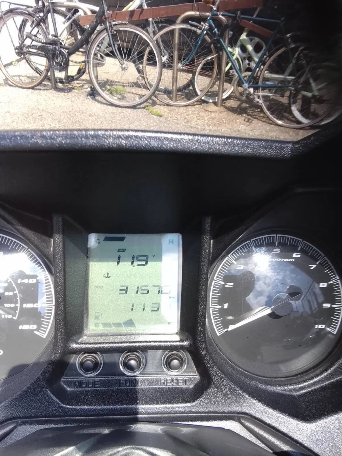Kymco X-Town 300i (2021 - 24) (3)