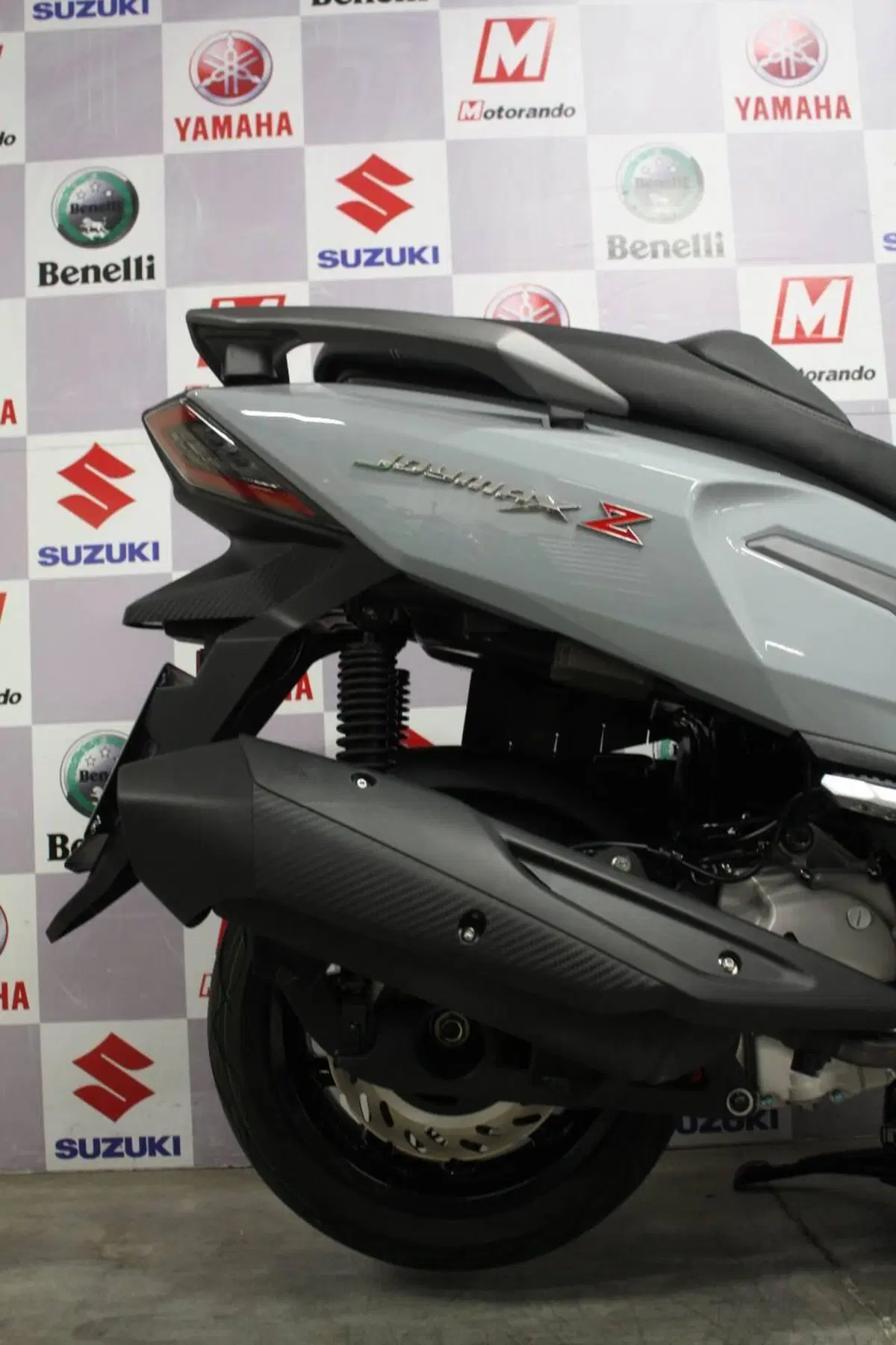 Sym Joymax 300 Z (2025 - 26) (4)
