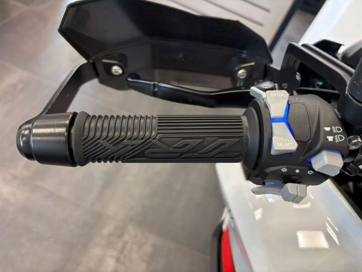 Benelli TRK 702X (2023 - 25) (6)