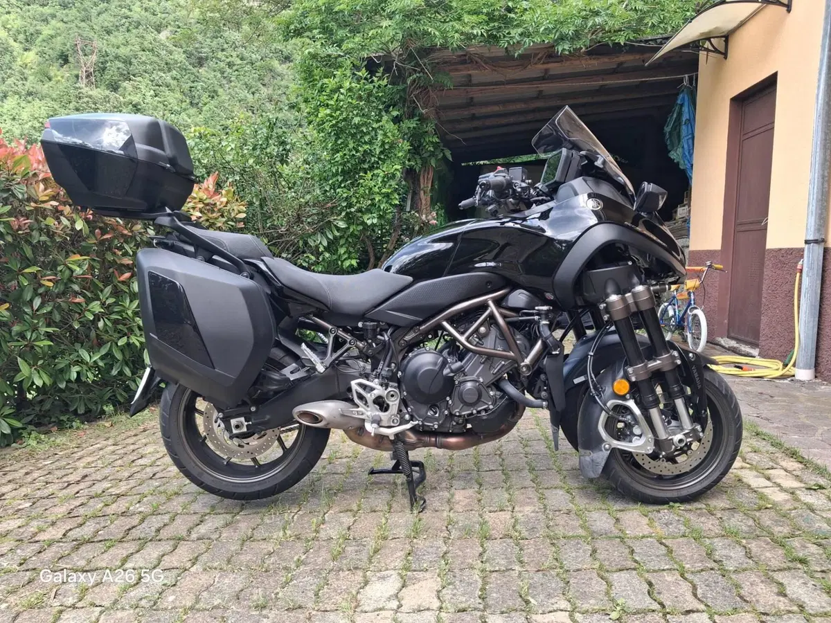 Yamaha Niken 890 GT (2023 - 26) (2)