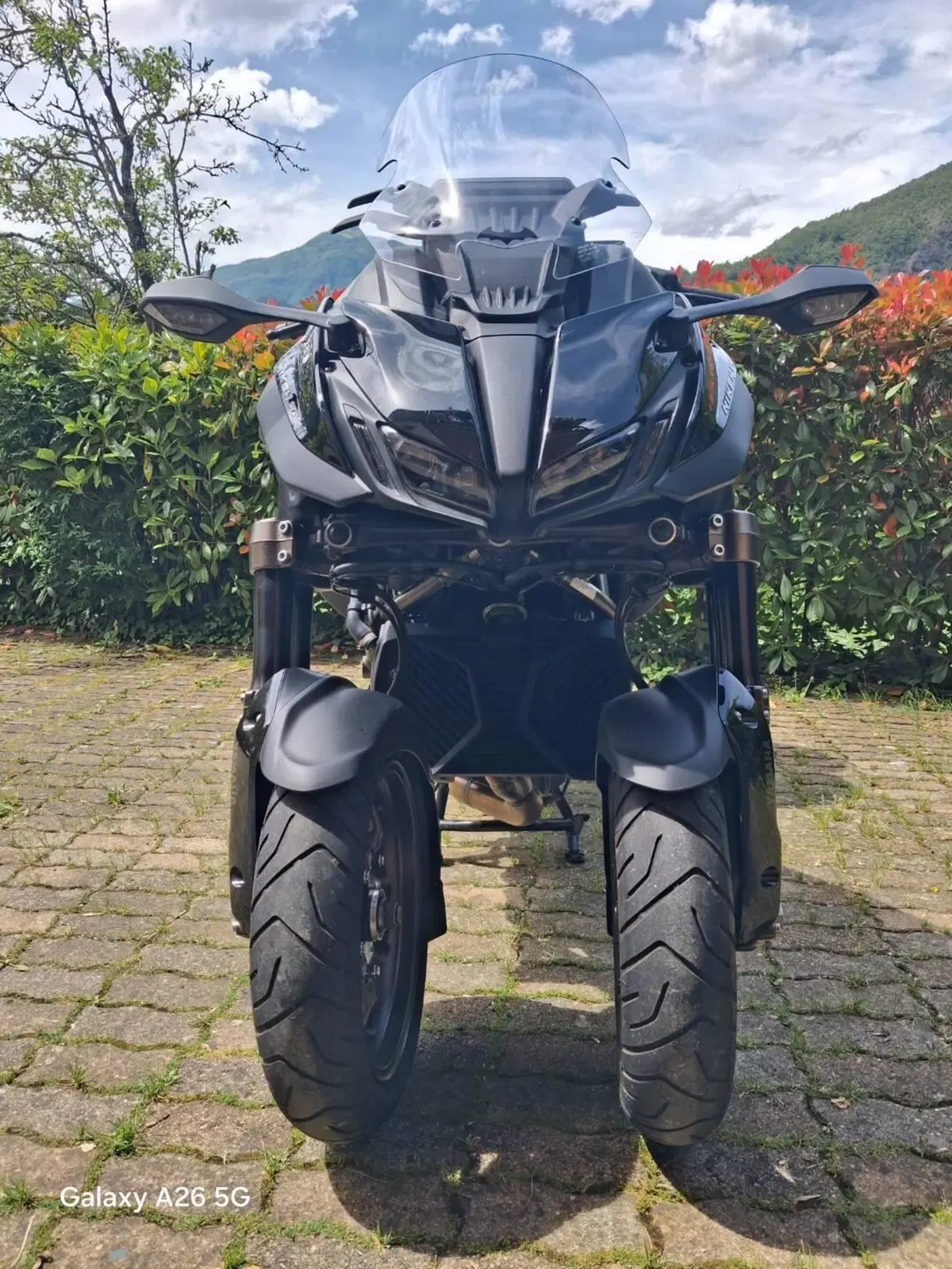Yamaha Niken 890 GT (2023 - 26) (5)