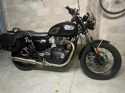 Triumph Bonneville T100 (2021 - 25) usata