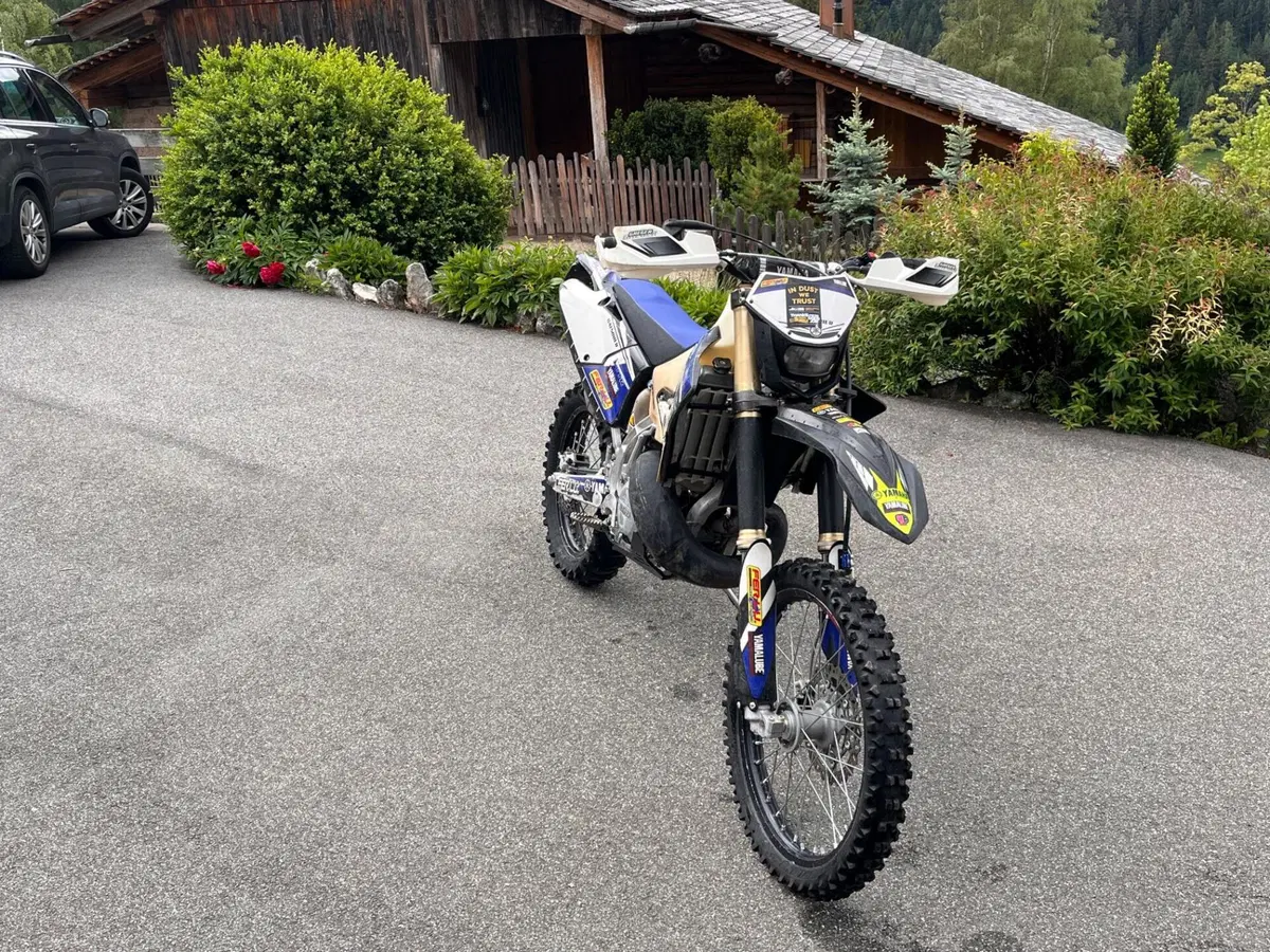 Yamaha YZ 250 (2016) (2)